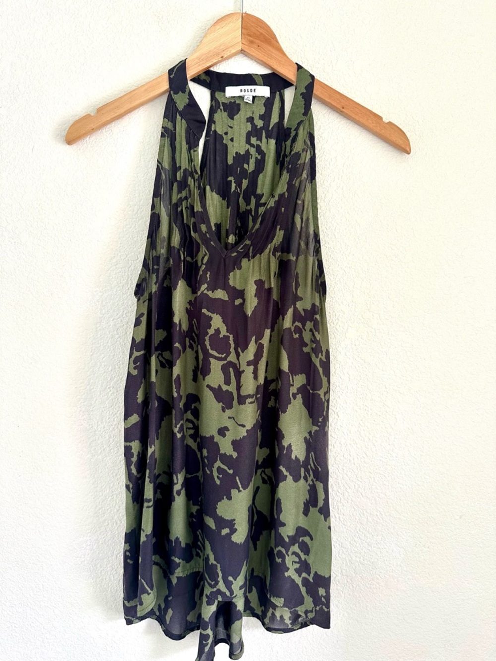 RO & DE Silk Blend Camo Print Halter Tank Top XS Flowy Boho Chic